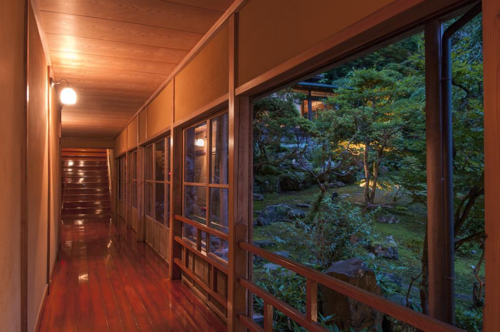 Mukaitaki Hotel Aizuwakamatsu Exterior photo