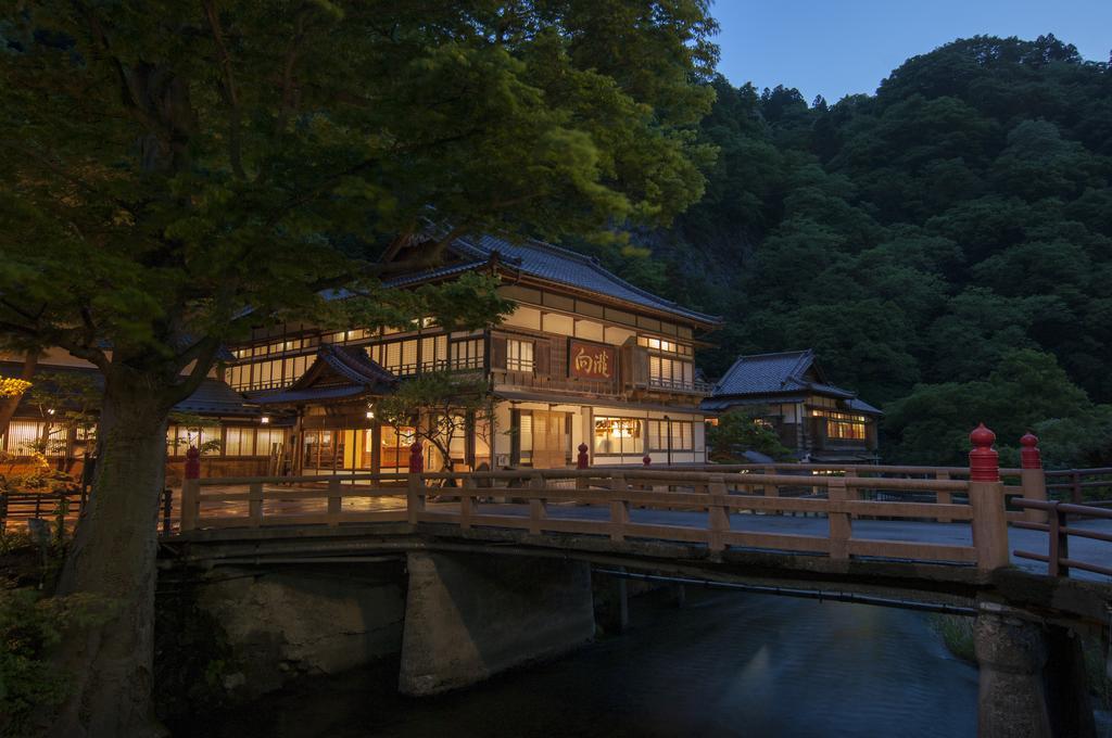 Mukaitaki Hotel Aizuwakamatsu Exterior photo